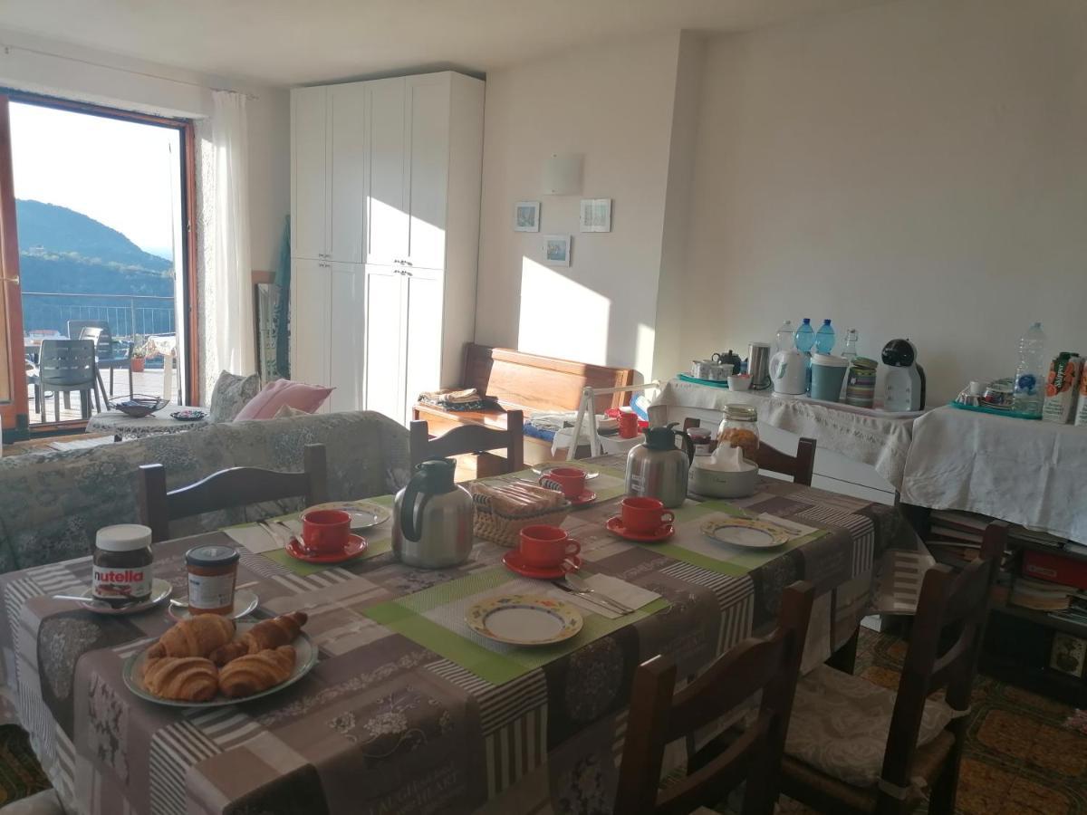 Casa Di Anna Bed & Breakfast Tovo San Giacomo Luaran gambar